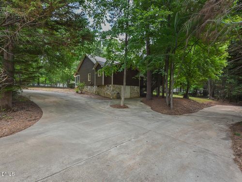 439 Shawnee Dr, Louisburg, NC, 27549 | Card Image