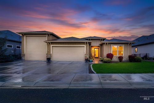 2172 N Fire Opal Ave, Kuna, ID, 83634-2004 | Card Image