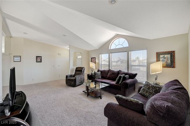 235 Tres Lobos St, House other with 3 bedrooms, 2 bathrooms and null parking in Overton NV | Image 6