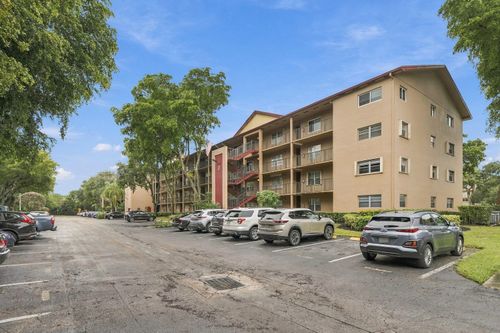 208j-12750 Sw 4th Ct, Pembroke Pines, FL, 33027-6719 | Card Image