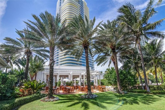 APT-2004 - 50 S Pointe Dr, Condo with 2 bedrooms, 3 bathrooms and null parking in Miami Beach FL | Image 28