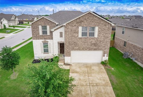 6900 Midlothian Dr, Austin, TX, 78754-6135 | Card Image