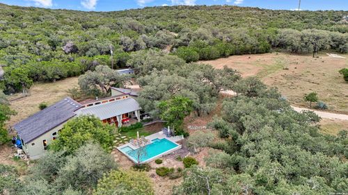 1280 Stoney Ridge Rd, Bulverde, TX, 78163-2934 | Card Image