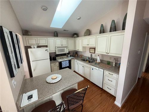 apt-c-240 Dockside Dr, Hampton, VA, 23669-5618 | Card Image