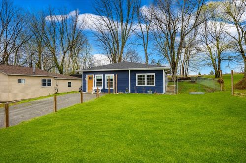 64 Pease Rd, Spencerport, NY, 14559-1518 | Card Image