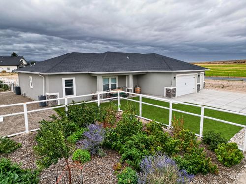 3377 E 3119 N, Kimberly, ID, 83341-5402 | Card Image