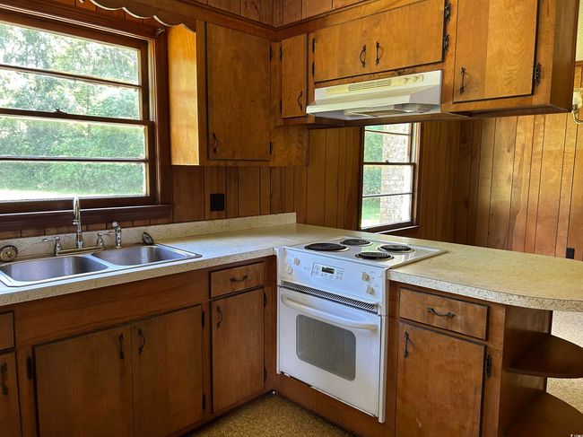 444 Davis Rd, House other with 3 bedrooms, 2 bathrooms and 10 parking in Hemingway SC | Image 5