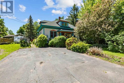 162 Belmont Street, Summerside, PE, C1N1J9 | Card Image