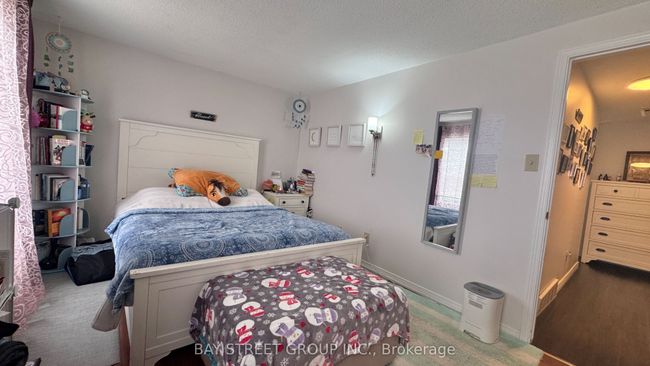 6074 Belaire Ave, House other with 4 bedrooms, 2 bathrooms and 2 parking in Niagara Falls ON | Image 19