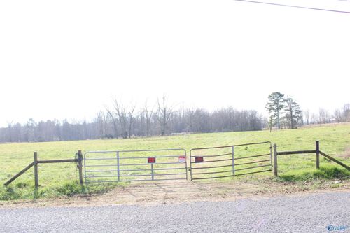 451 Johnson Rd, Albertville, AL, 35951-5850 | Card Image