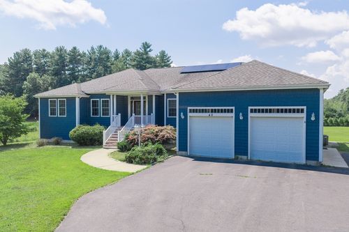 40 N Precinct St, Taunton, MA, 02718 | Card Image