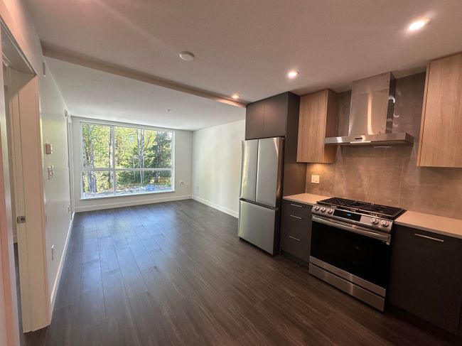 A311 - 31900 Raven Avenue, Condo with 1 bedrooms, 1 bathrooms and 1 parking in Mission BC | Image 3
