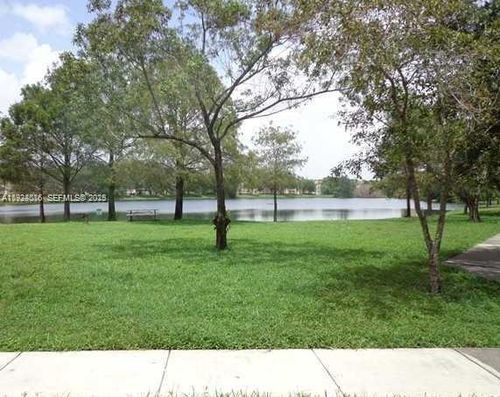 apt-728-3670 N 56th Ave, Hollywood, FL, 33021-2274 | Card Image