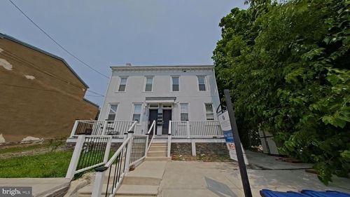 1-610 E 9th St, CHESTER, PA, 19013-6128 | Card Image