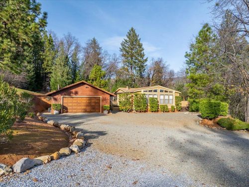 17772 Stella Solaris Ln, Lakehead, CA, 96051-8014 | Card Image