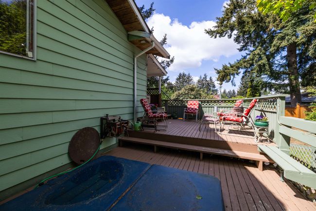11888 Gilmour Crescent, House other with 4 bedrooms, 2 bathrooms and 7 parking in Delta BC | Image 14