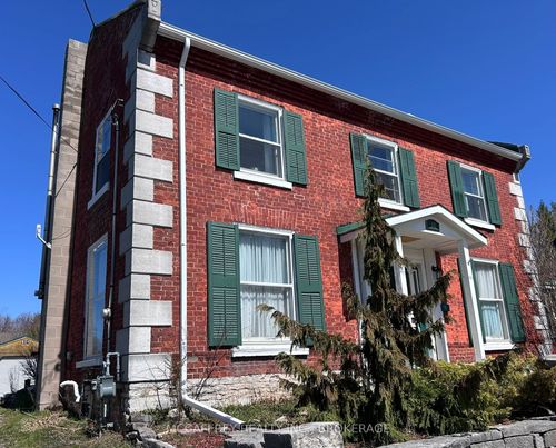 11 Water St, Newburgh, ON, K0K2S0 | Card Image