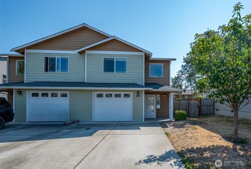 60 Ne Melrose Dr, Oak Harbor, WA, 98277-4938 | Card Image