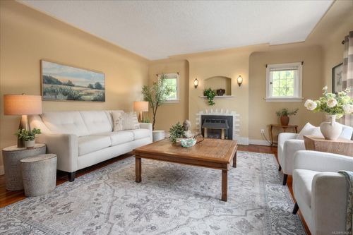 285 Wall St, Nanaimo, BC, V9S3M1 | Card Image