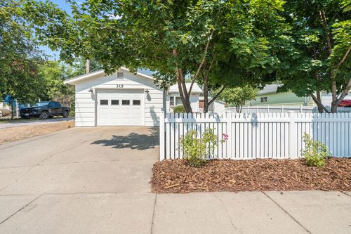 315 6th St W, Columbia Falls, MT, 59912-3613 | Card Image