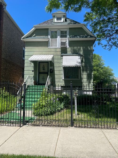 1032 W 88th St, Chicago, IL, 60620-3482 | Card Image