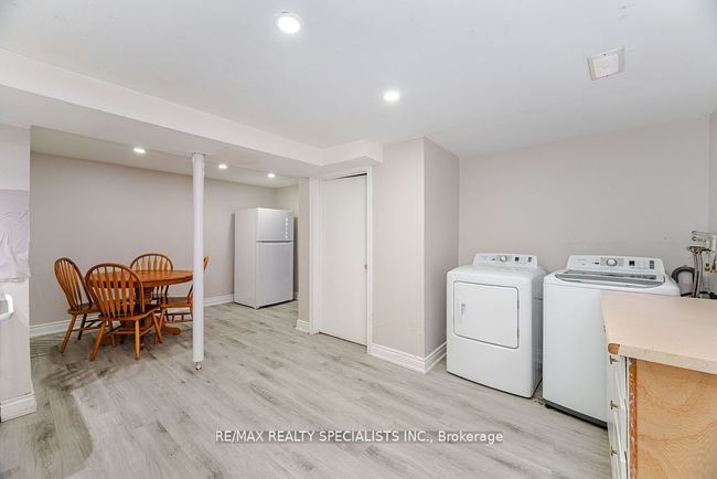 36 Blackthorn Lane, House other with 6 bedrooms, 2 bathrooms and 4 parking in Brampton ON | Image 34