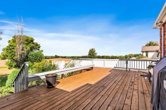 1813 Skyline Dr, House other with 4 bedrooms, 3 bathrooms and null parking in STOUGHTON WI | Image 15