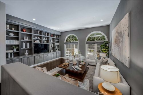4-14100 Dickens St, Sherman Oaks, CA, 91423-4262 | Card Image