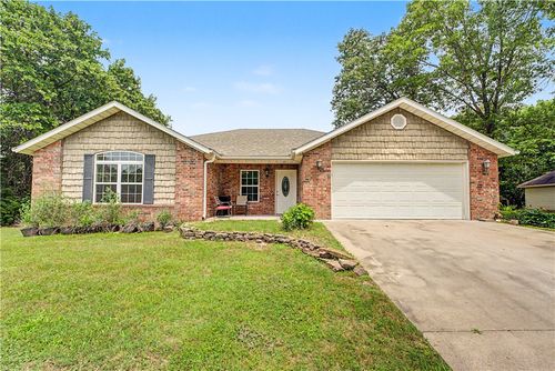 112 Granshire Dr, Bella Vista, AR, 72714-4917 | Card Image