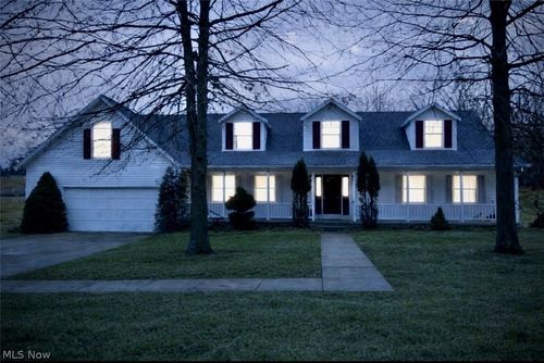 209 Maple Ave, Saint Clairsville, OH, 43950-9291 | Card Image