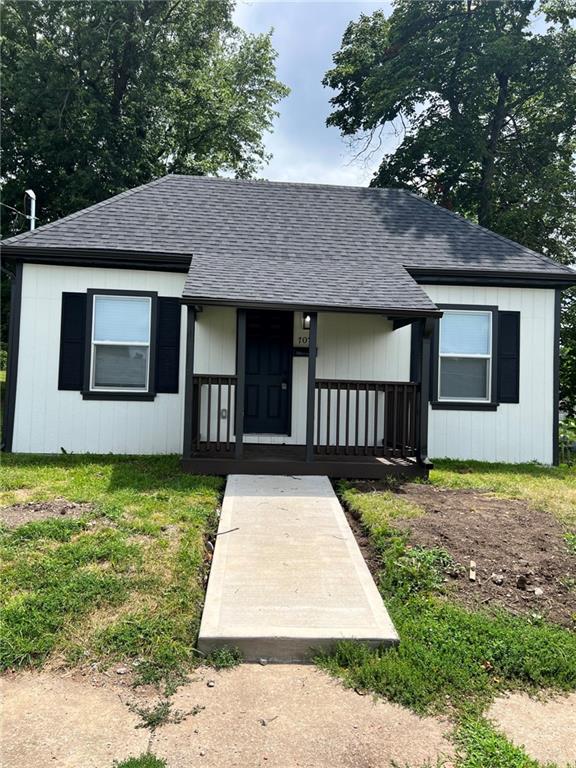 Jabez St, Richmond, MO 64085