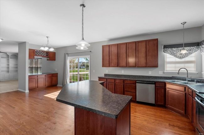 2601 Crimson View Dr, House other with 4 bedrooms, 3 bathrooms and 3 parking in Shiloh IL | Image 16