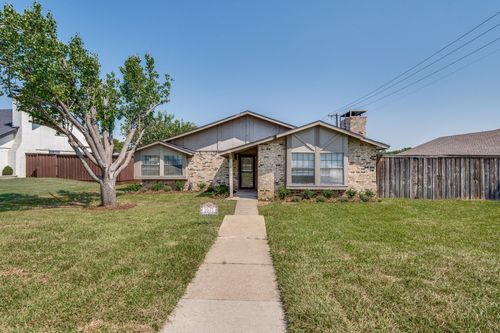 1031 E Peters Colony Rd, Carrollton, TX, 75007-3938 | Card Image