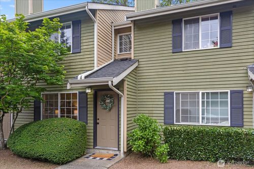 f3-412 Center Rd, Everett, WA, 98204-5908 | Card Image