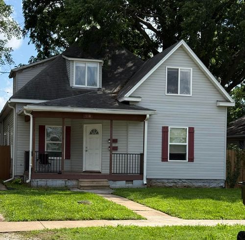 930 W Poplar St, Springfield, MO, 65802-4051 | Card Image