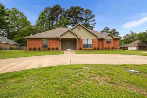 607 Gayle St, Gladewater, TX, 75647 | Card Image