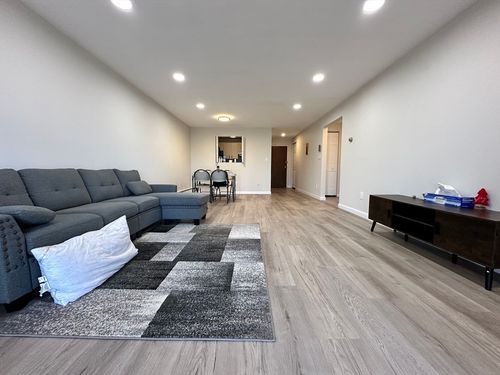 306-73 Charlesbank Rd, Newton, MA, 02458-1735 | Card Image