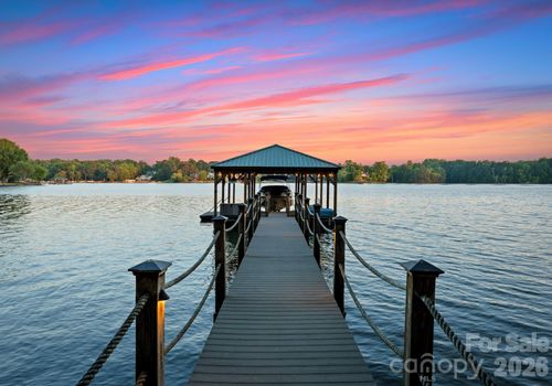 170 Iron Gate Cir, Mooresville, NC, 28117-5518 | Card Image