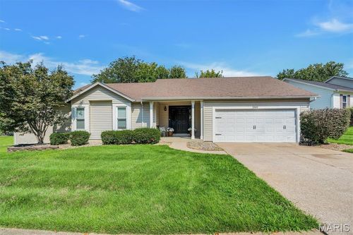 2003 Krause Hill Pl, Florissant, MO, 63031-8517 | Card Image