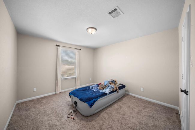 Third bedroom upstairs | Image 20