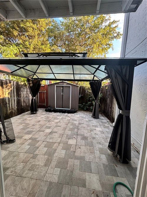 apt-9b-600 Nw 107th Ave, Miami, FL, 33172-3884 | Card Image