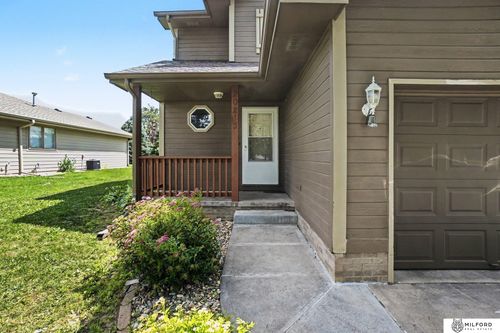 20213 Veterans Dr, Elkhorn, NE, 68022-2839 | Card Image