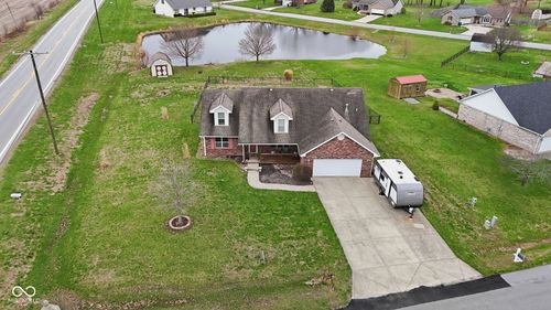 1027 S Teresa Dr, Martinsville, IN, 46151-6730 | Card Image