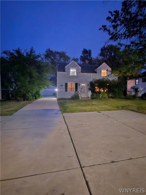 373 Niagara Falls Blvd, Amherst, NY, 14226-3030 | Card Image