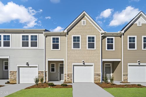 2915 Hickory Field Dr, Raleigh, NC, 27601 | Card Image