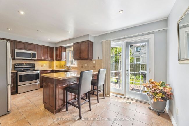 6 Gardiner Dr, House other with 6 bedrooms, 4 bathrooms and 2 parking in Ajax ON | Image 11