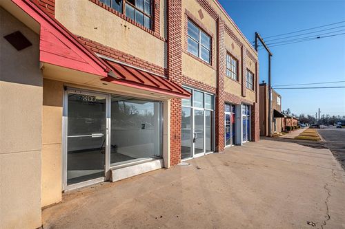 209 S 5th St, Chickasha, OK, 73018-3409 | Card Image