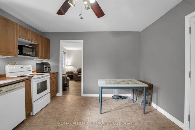 18573 Beaverbrook Rd, House other with 2 bedrooms, 2 bathrooms and 8 parking in Martintown ON | Image 7