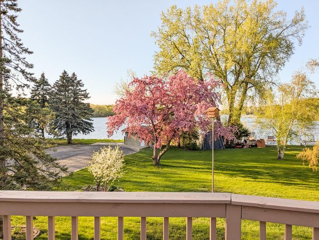 Deck Spring View | Image 23