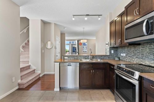 58 Evansview Rd Nw, Calgary, AB, T3P0L2 | Card Image